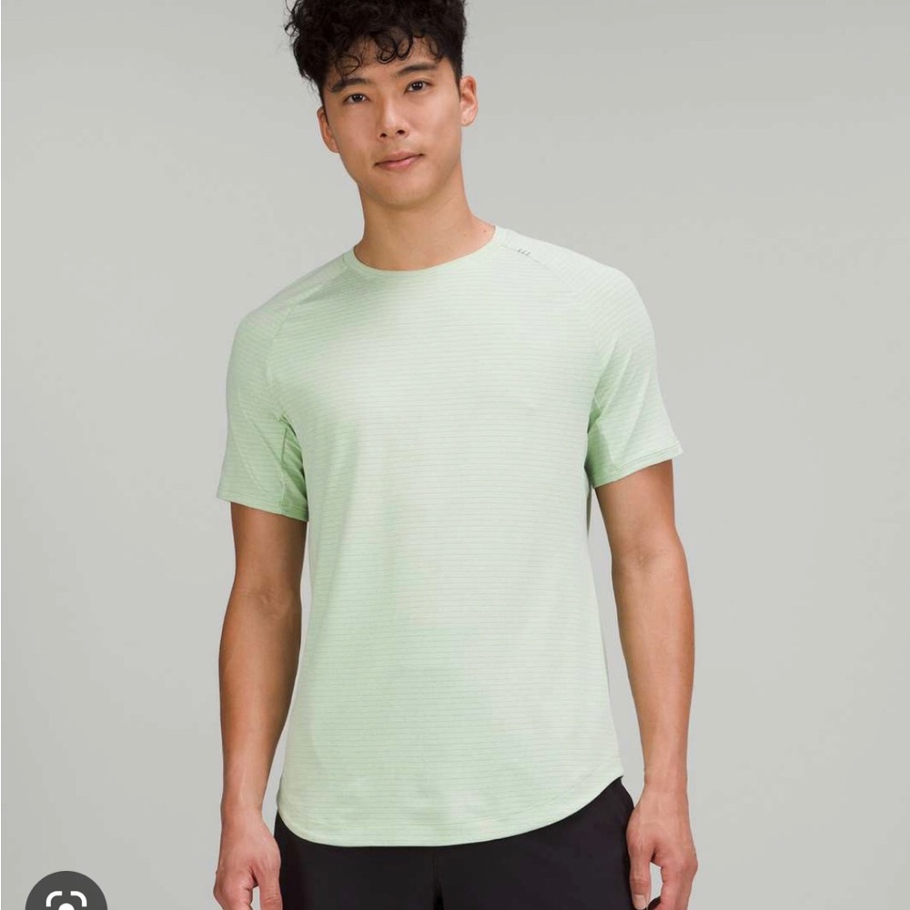 Mens lululemon Drysense shirt size s